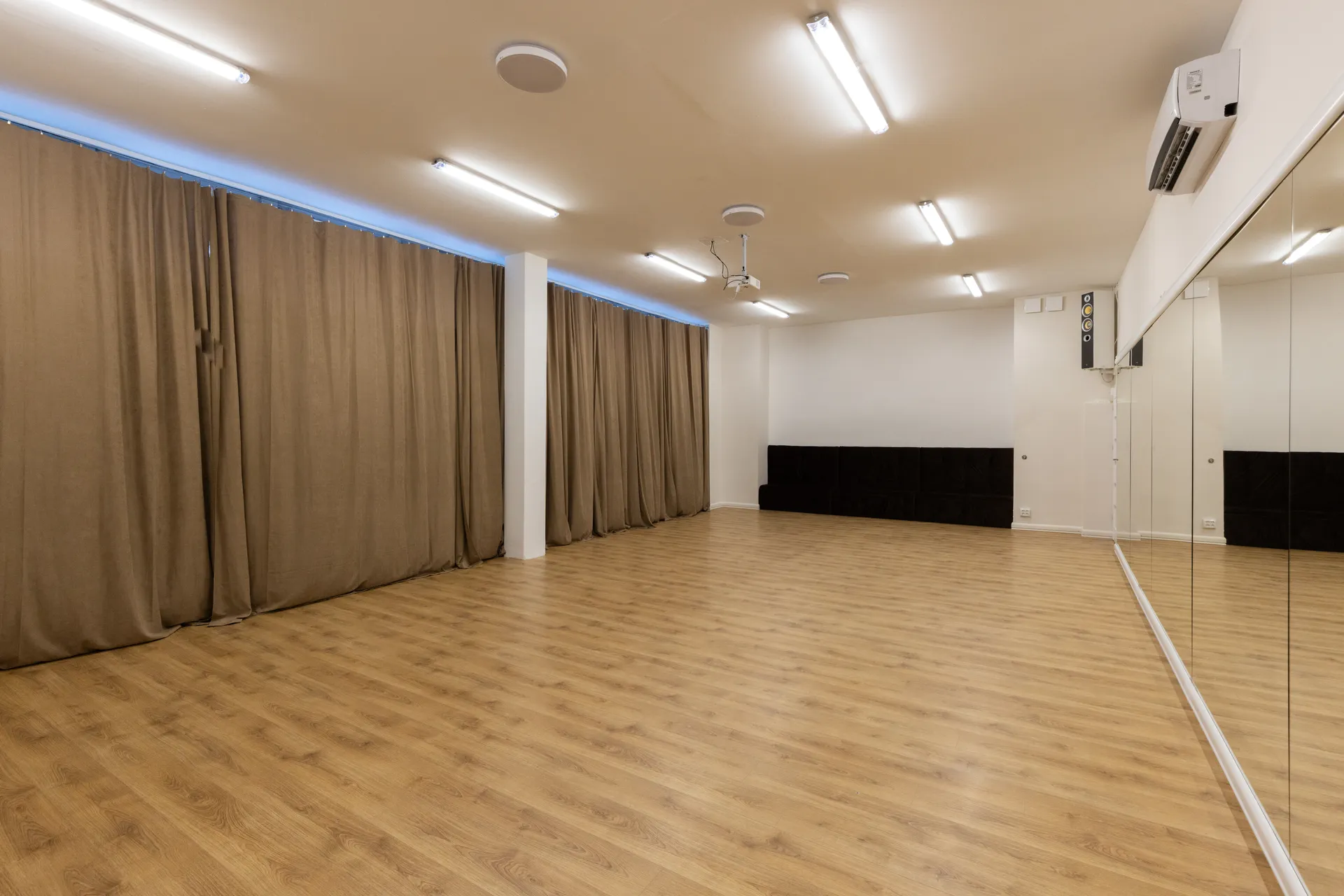 Wyposażona kuchnia w Studio 5 Lublin